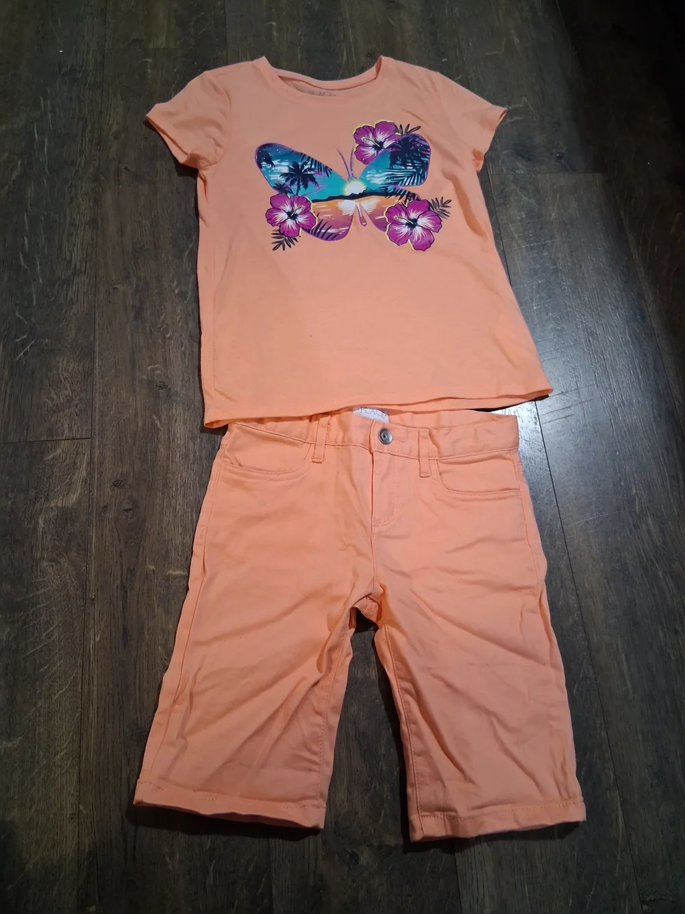 The Childrens Place Kids Butterfly Graphic Matching Set Short Sleeve Shorts - Picture 1 of 6